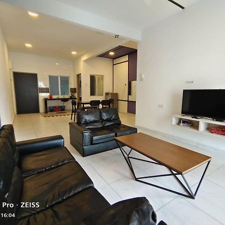 Icolor Home & Stay Ch4 Танах-Рата Екстер'єр фото