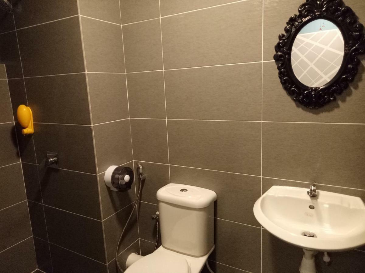Icolor Home & Stay Ch4 Танах-Рата Екстер'єр фото