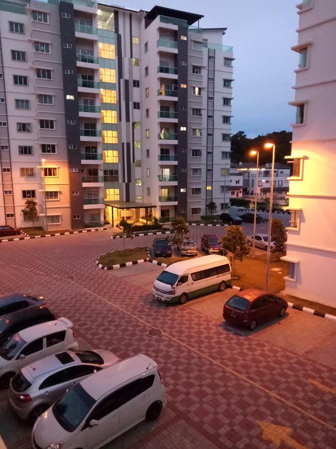 Icolor Home & Stay Ch4 Танах-Рата Екстер'єр фото