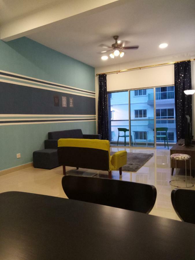 Icolor Home & Stay Ch4 Танах-Рата Екстер'єр фото